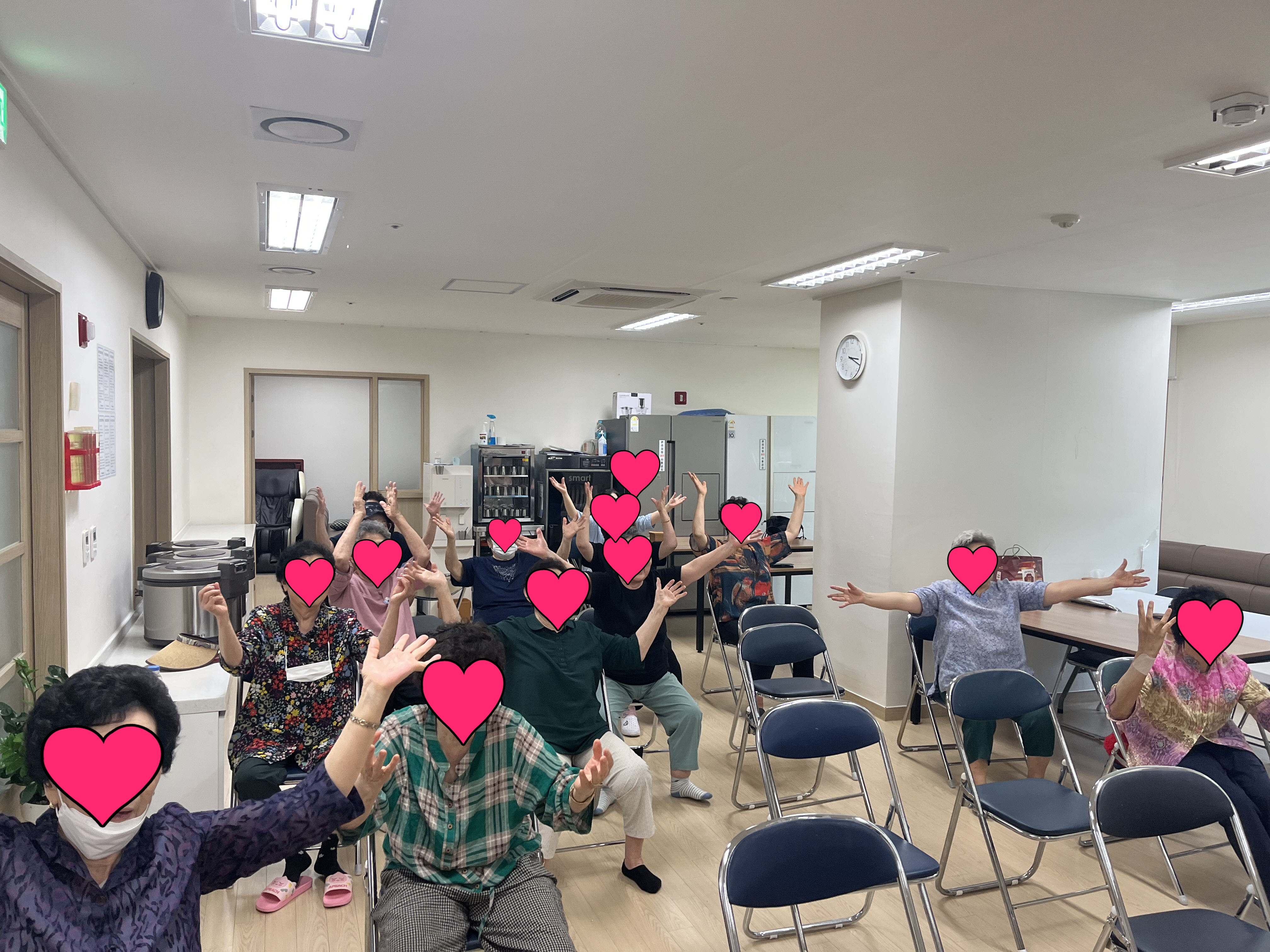 웃음치료 프로그램 우물 체조 
