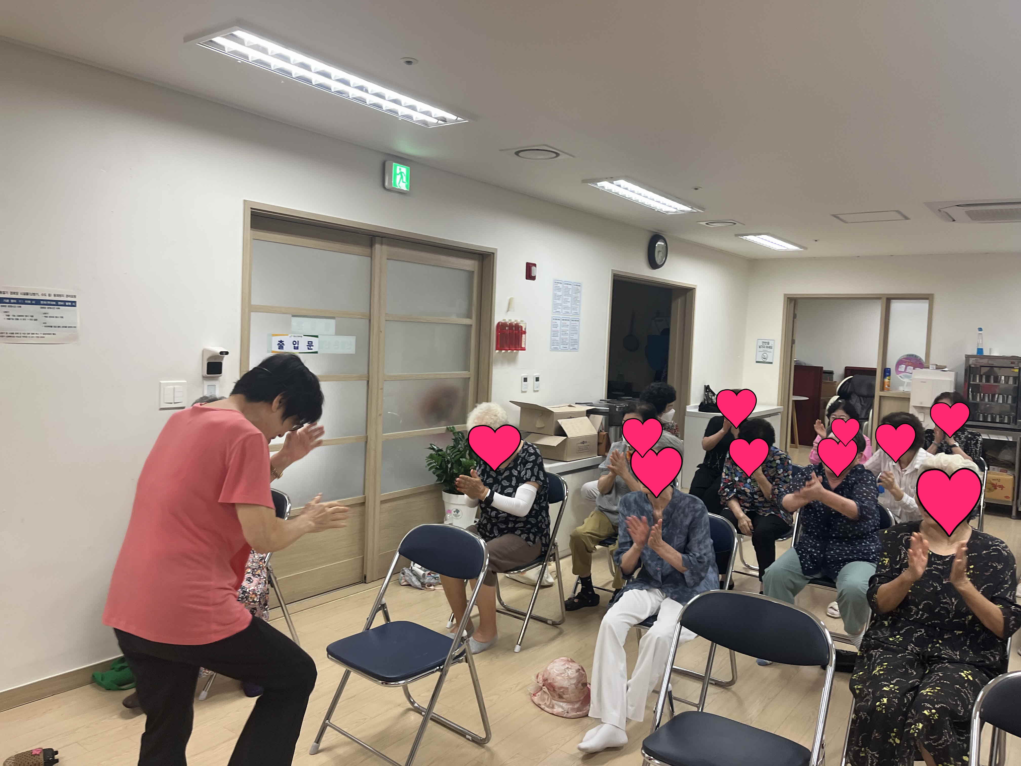 웃음치료 프로그램 물타기 체조 