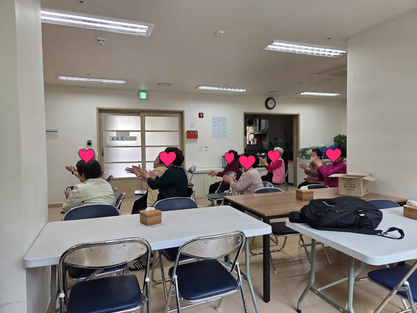 웃음치료 프로그램 짝짝이 체조 